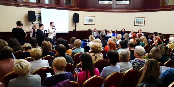Конференция «Долголетие женщины вне времени» собрала в Москве около 100 участниц